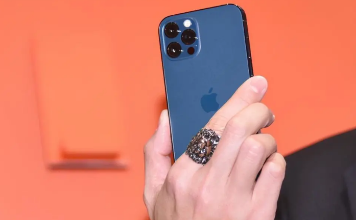 马鞍山苹果手机维修分享iPhone12系列重启方法教程 